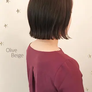 ミディアム カラー 市川 千夏のヘアスタイル