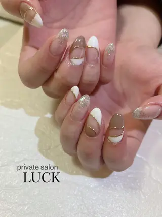 ネイル LUCK /JuRI🐶のマツエク・マツパデザイン