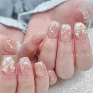 ネイル Queens テイのネイルデザイン