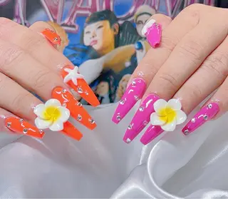ネイル KIRA LILYのネイルデザイン
