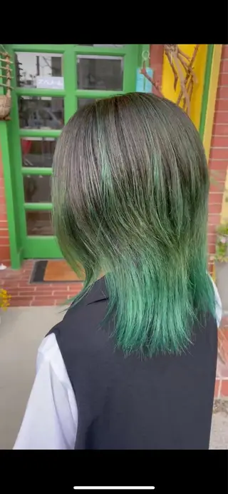 ミディアム カラー 大坪 拓斗のヘアスタイル