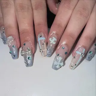 ネイル Mimi Nail_Royalのネイルデザイン
