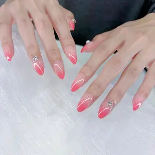 カラー 奥山 恵美のネイルデザイン