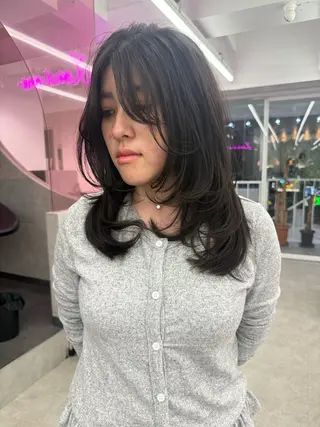 ミディアム 中野 光瑠のヘアスタイル