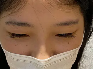 マツエク・マツパ アイリスト 蓑島伶奈の眉毛・アイブロウイメージ