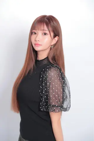 ロング ワンホンレイヤー エクステづまのヘアスタイル
