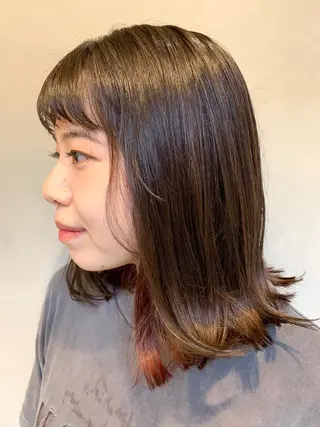 ミディアム カラー ハイライトが 得意なニキです😊のヘアスタイル