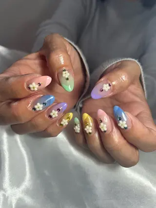 ネイル nailroom sb𓈒𓂂𓏸のネイルデザイン