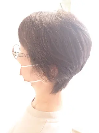 ショート earth平塚店 間瀬亜紗里のヘアスタイル