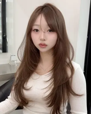 カラー 韓国レイヤー×透明感 カラー🫧札幌のヘアスタイル