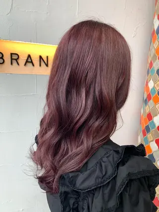 セミロング 山田 まどかのヘアスタイル