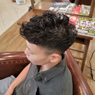 ショート メンズ 中川 秀明のヘアスタイル