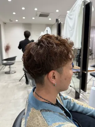 パーマ メンズ 芳賀 風斗のヘアスタイル