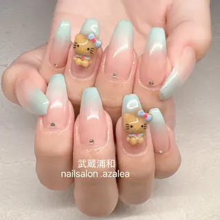 ネイル R inのネイルデザイン