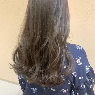 セミロング カラー 𝒢𝒾𝓇𝓁𝓎 ⑅　𝓎𝓊𝓀𝒶のヘアスタイル
