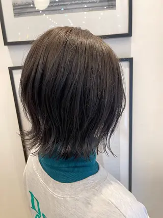 ショート カラー 塚本 昂のヘアスタイル