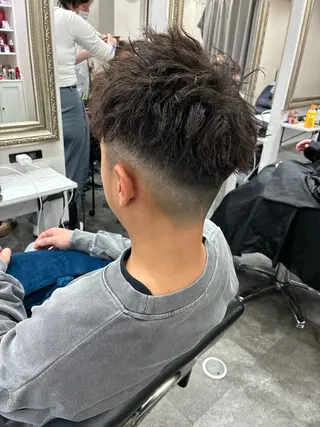 パーマ 五十嵐 満梨奈のヘアスタイル