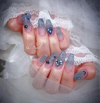 ネイル ISA_ BELLAのネイルデザイン