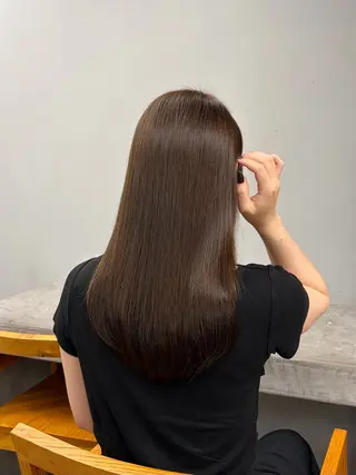 セミロング 𝐀𝐦𝐞𝐫𝐢 /透明感カラーのヘアスタイル