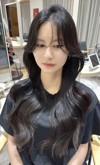 ロング カラー レイヤーカット❤︎ 韓国ヘア❤︎YUKAのヘアスタイル