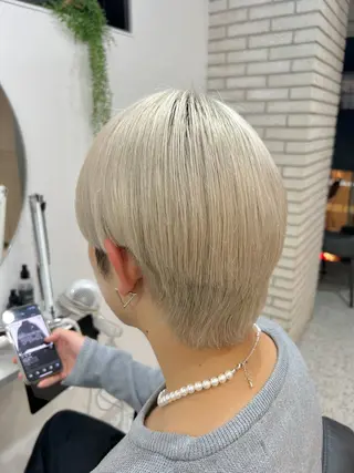 ショート 透明感カラー 莉々子のヘアスタイル