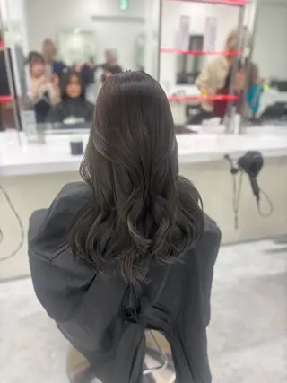 ロング 赤髪/ワインレッド/ 韓国系 まなかのヘアスタイル
