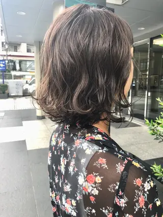 ミディアム カラー 東 みのりのヘアスタイル