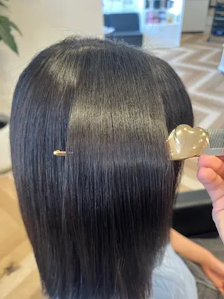 ミディアム 艶髪特化 しゅんぼう 長岡髪質改善のヘアスタイル