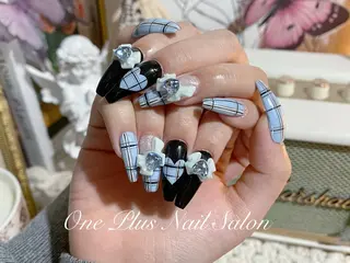 ネイル One Plus Nail Salonのネイルデザイン