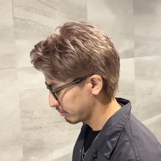 カラー メンズ 浦川 まどかのヘアスタイル