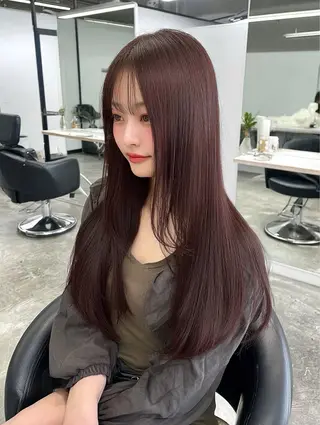 ロング 越川 友美子のヘアスタイル