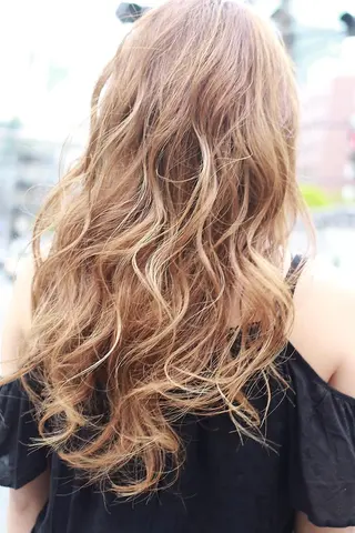 ロング カラー パーマ ヘアアレンジ 大阪レミーエクステ チビ編み込みのヘアスタイル