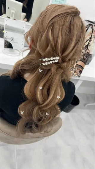 ロング ヘアアレンジ HairSet Salon Kのヘアスタイル