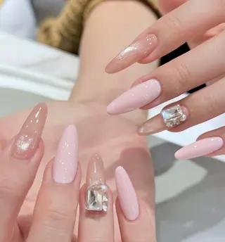 ネイル Ami Meliaのネイルデザイン