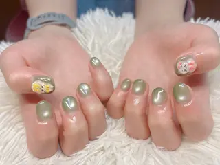 ネイル パッチリオメメ Lianaのネイルデザイン