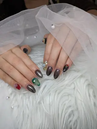ネイル Queen Nail 柏店　クイーンネイルのネイルデザイン