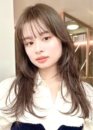 セミロング 表参道レイヤーカット 髪質改善山岸季生のヘアスタイル