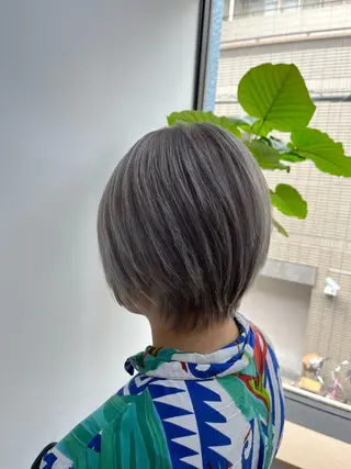 ショート カラー ヘアアレンジ 【艶カラー】石山拓人 /ブリーチのヘアスタイル