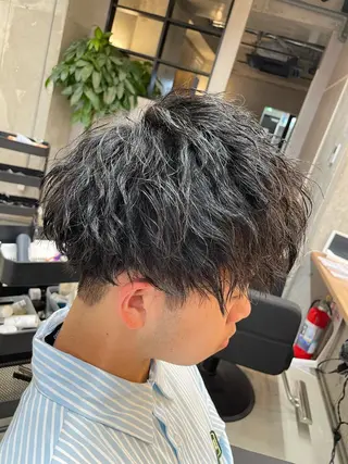 ミディアム パーマ メンズ メンズ縮毛矯正 細谷碧海のヘアスタイル