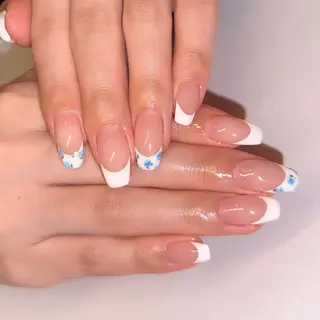 ミディアム 🦋Nail Amo🦋のネイルデザイン