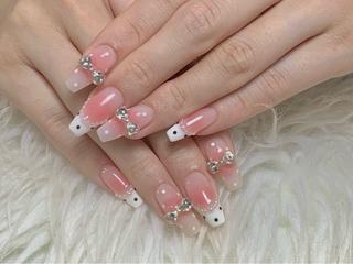 ネイル T.Lee Nail Lilyのネイルデザイン