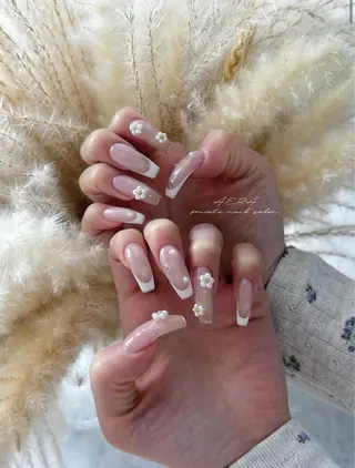 ネイル AERA nail shino🐱⸝꙳のネイルデザイン