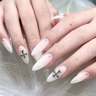ネイル Queens 榊 まおのネイルデザイン