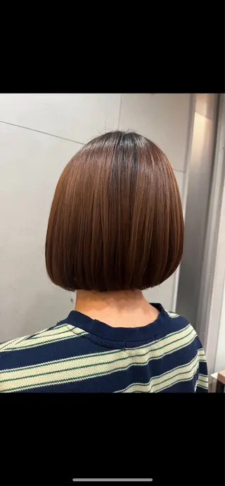 ショート おせ ちさとのヘアスタイル