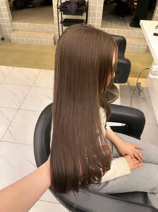 カラー 🥯縮毛/レイヤー/ ベージュヘア🥯のヘアスタイル