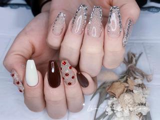 ミディアム カラー ネイル Le’a NailSalonのネイルデザイン