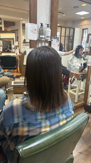 ミディアム カラー 元山 透明感艶カラー 🌻レイヤーカットのヘアスタイル