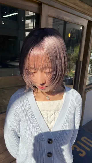 ショート カラー 透明感ハイトーン🦄 キラ🌈のヘアスタイル