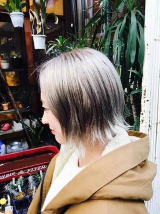 ミディアム カラー Lagom なかだのヘアスタイル