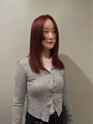 ミディアム カラー マツダテ ホノカのヘアスタイル